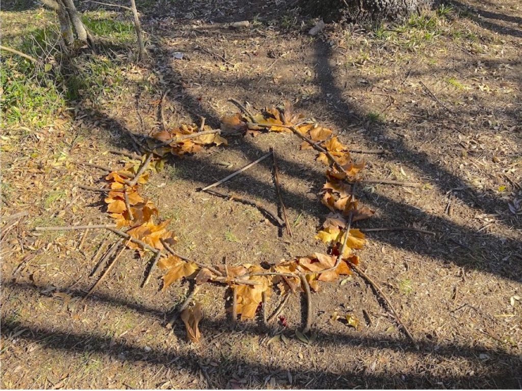 Arte efímero inspirado en Andy Galsworthy.