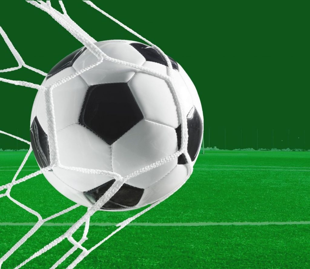 Futbol en el cole.